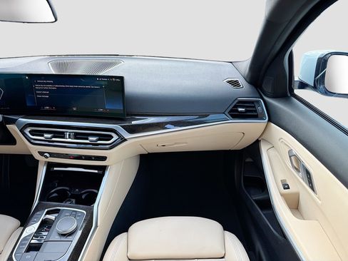 Used 2023 BMW 330i Sedan w/ Driving Assistance Package image 20