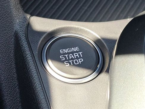 Used 2025 Kia K4 LXS image 32