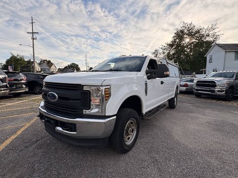 Used 2019 Ford F250 XL w/ XL Value Package AWD/4WD image 2