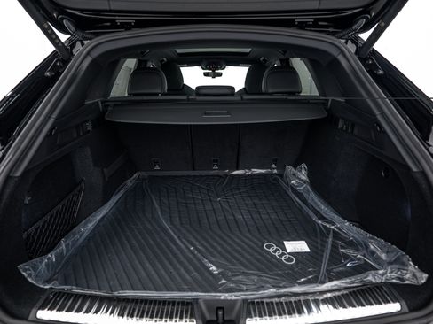 New 2026 Audi SQ5 Prestige AWD/4WD image 20