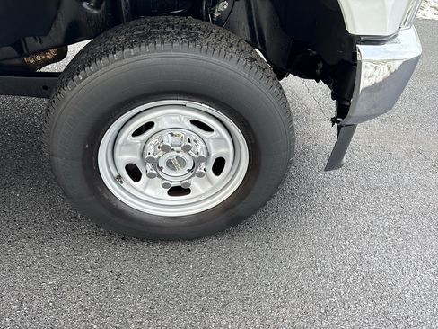 Used 2022 Ford F250 XL w/ Power Equipment Group image 22