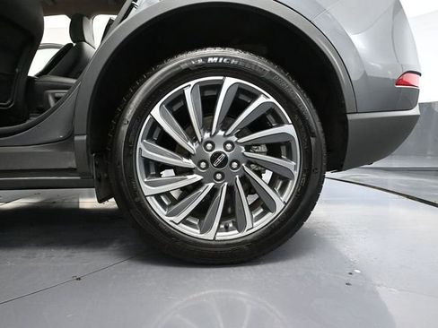 Used 2023 Lincoln Corsair Reserve w/ Equipment Group 201A image 15