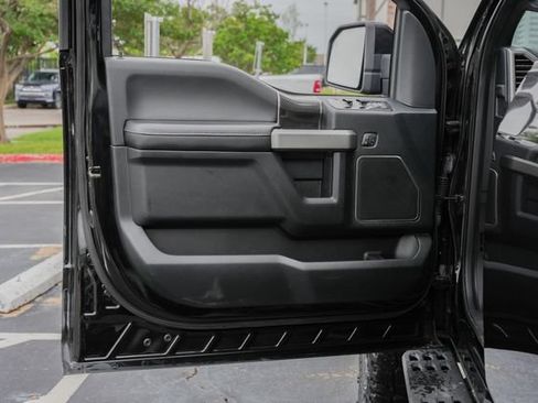 Used 2019 Ford F150 Raptor w/ Equipment Group 802A Luxury AWD/4WD image 22
