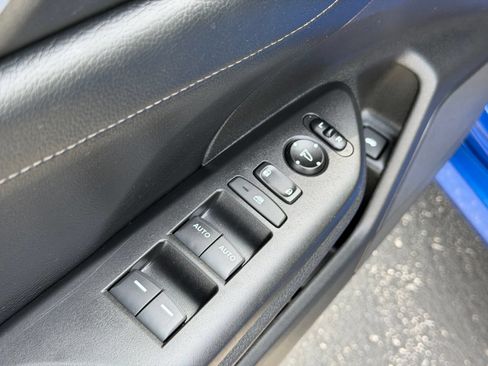 Used 2021 Honda Civic EX-L image 15