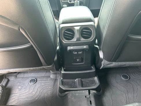 Certified 2023 Jeep Wrangler Unlimited Sahara AWD/4WD image 24