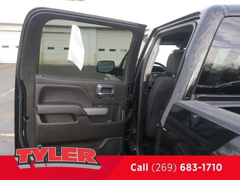 Used 2018 Chevrolet Silverado 1500 LT w/ All Star Edition image 20