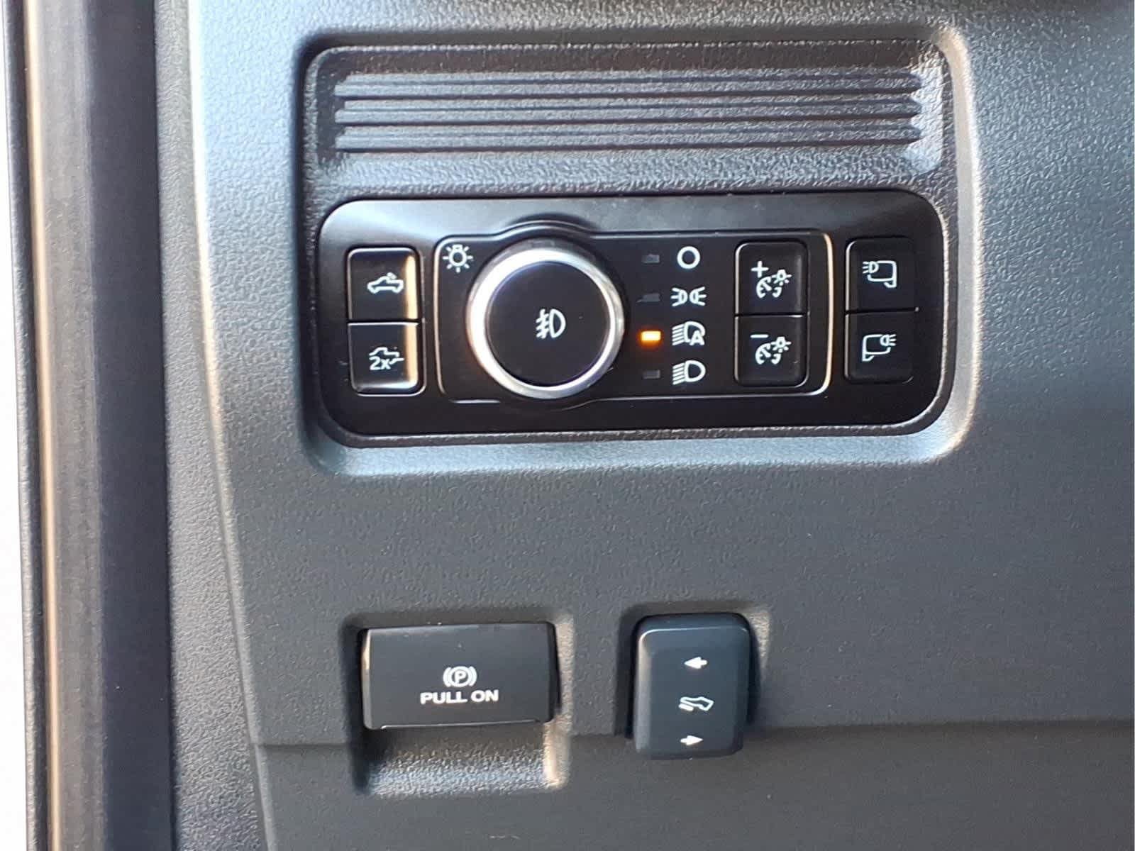 Used 2025 Ford F250 Lariat w/ Lariat Ultimate Package AWD/4WD image 13