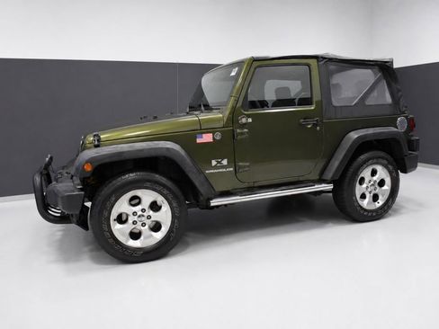 Used 2008 Jeep Wrangler X AWD/4WD image 2