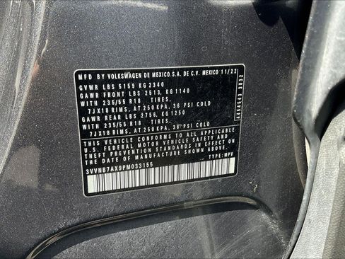 Used 2023 Volkswagen Tiguan SE w/ Panoramic Sunroof Package image 34