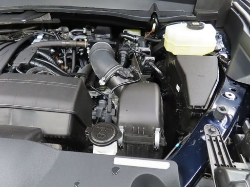 Used 2025 Toyota Grand Highlander AWD Hybrid image 29