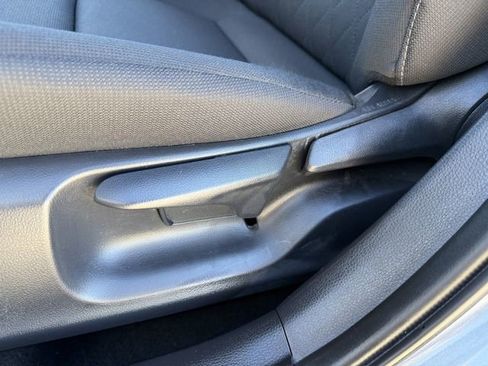 Certified 2025 Toyota Corolla LE image 24