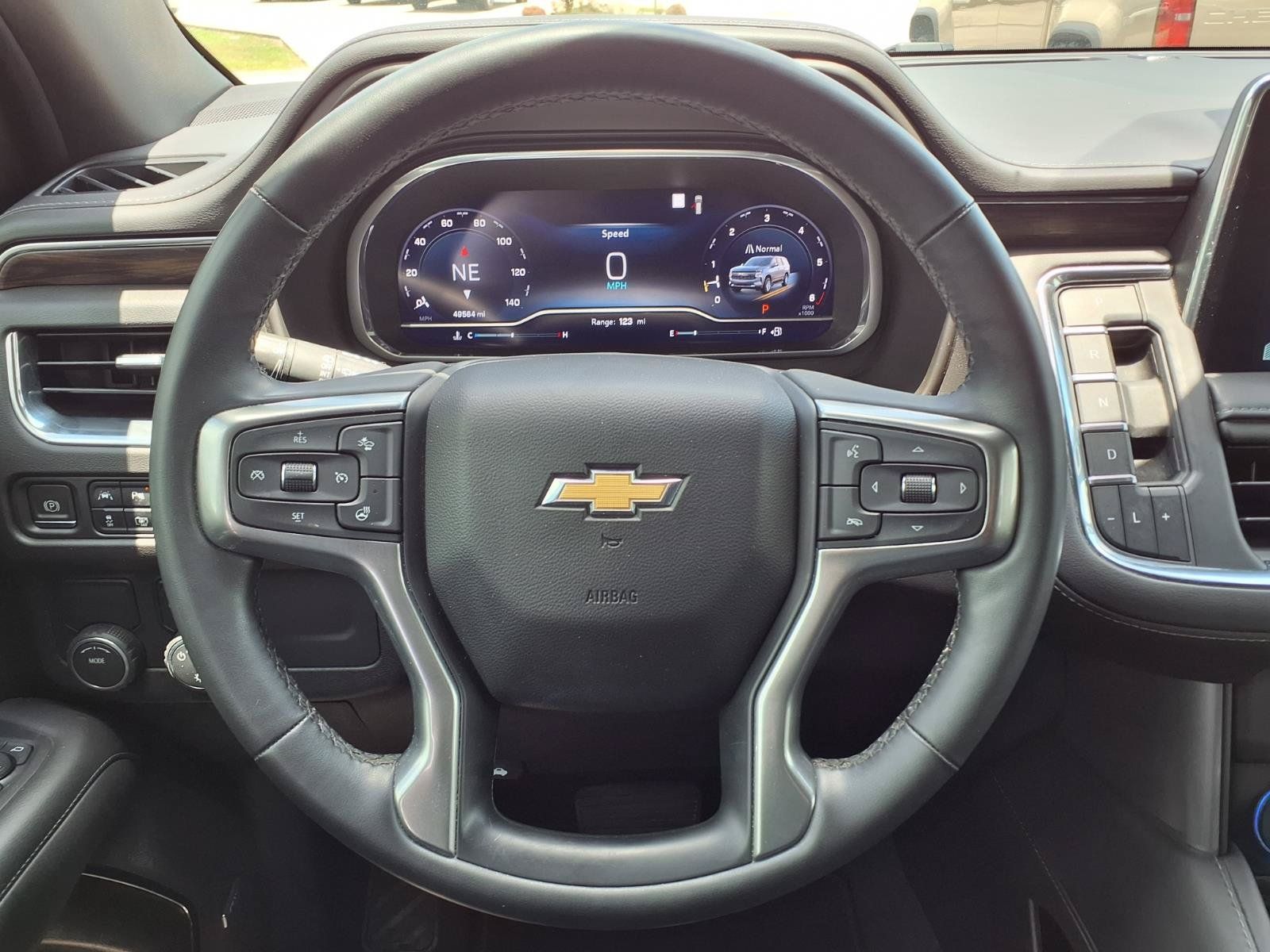 Used 2023 Chevrolet Tahoe LT w/ Luxury Package RWD image 22