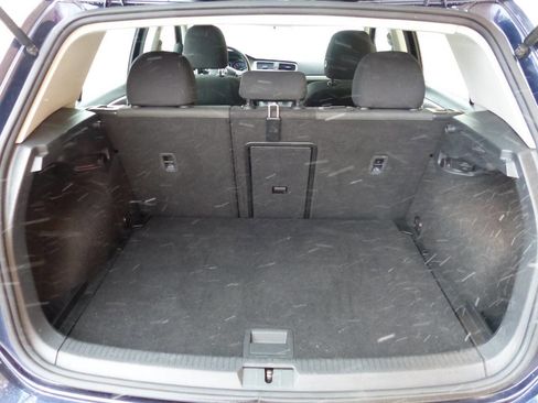 Used 2016 Volkswagen Golf SE image 40