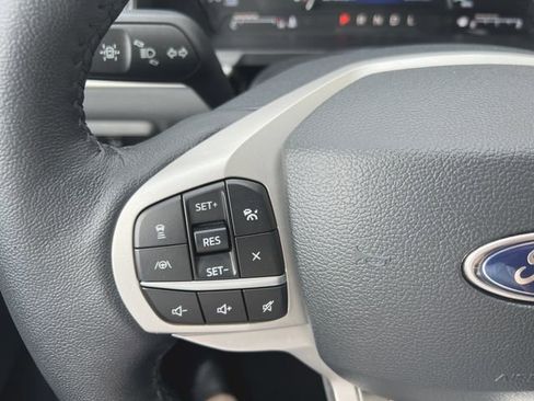 Used 2023 Ford Explorer XLT w/ Equipment Group 202A image 26