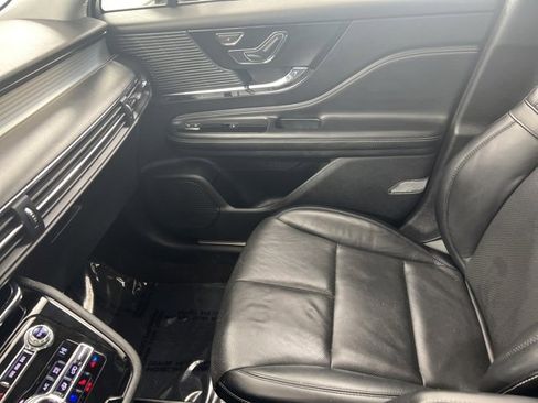 Used 2020 Lincoln Corsair AWD w/ Premium Package image 20