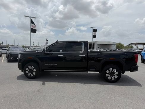 Used 2024 GMC Sierra 2500 Denali w/ Denali Reserve Package AWD/4WD image 7