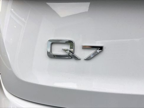 Used 2023 Audi Q7 2.0T Premium Plus w/ Premium Plus Package AWD/4WD image 33