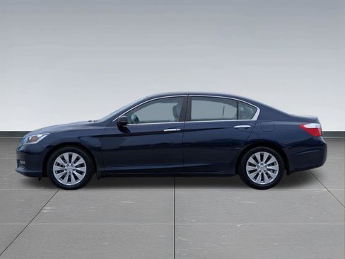 Used 2015 Honda Accord EX image 3