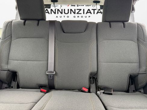 Used 2025 Jeep Wrangler Sport S image 16