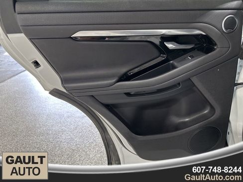 Used 2020 Land Rover Range Rover Evoque S image 14
