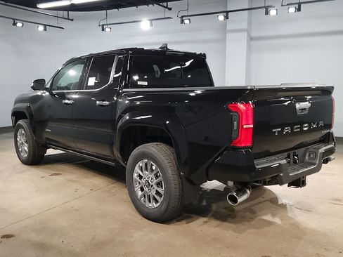 New 2026 Toyota Tacoma Limited AWD/4WD image 5