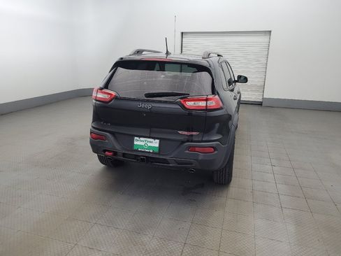Used 2014 Jeep Cherokee Trailhawk w/ Comfort/Convenience Group AWD/4WD image 7