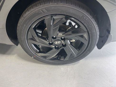 New 2026 Hyundai Elantra Sport FWD image 28