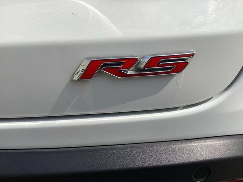 Used 2024 Chevrolet Trax RS w/ Driver Confidence Package FWD image 22