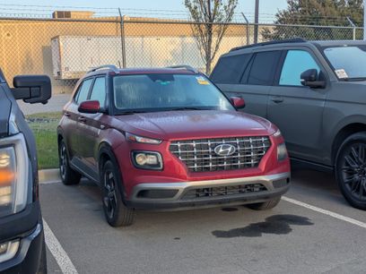 Used 2024 Hyundai Venue SEL