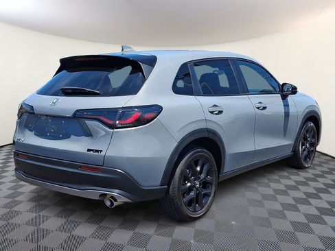Used 2025 Honda HR-V Sport image 7