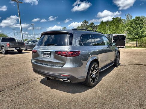 New 2026 Mercedes-Benz GLS 450 4MATIC image 8