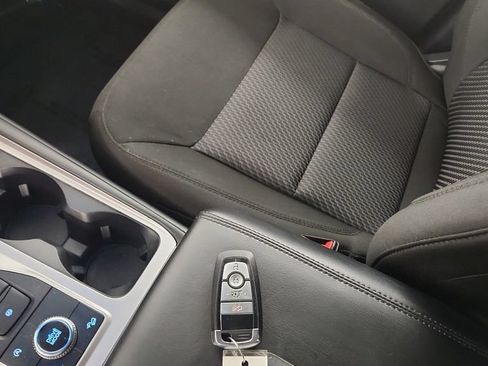 Certified 2024 Ford Explorer XLT AWD/4WD image 22
