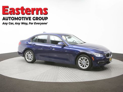 Used 2017 BMW 320i xDrive Sedan AWD/4WD image 49