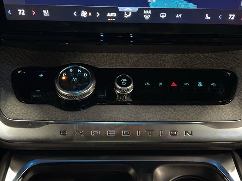 New 2026 Ford Expedition Tremor image 22