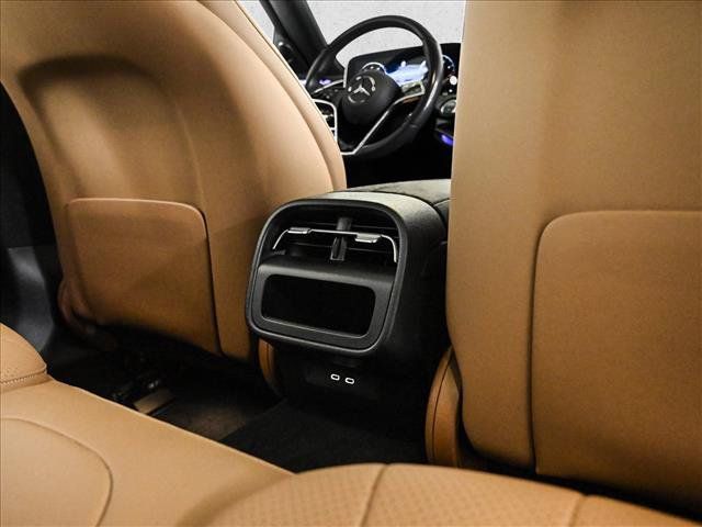 Certified 2025 Mercedes-Benz E 350 4MATIC Sedan image 19