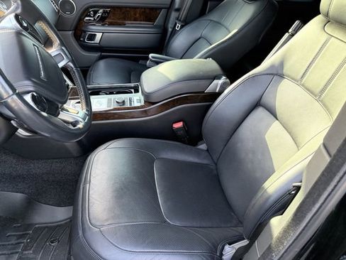 Used 2022 Land Rover Range Rover Westminster Edition image 4