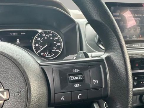 Used 2023 Nissan Rogue S AWD/4WD image 20
