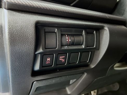 Used 2017 Subaru Impreza 2.0i Sport image 10