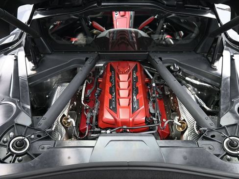 Used 2023 Chevrolet Corvette Stingray Premium Cpe w/ Z51 Performance Package RWD image 23