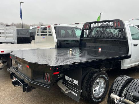 New 2024 RAM 3500 Tradesman AWD/4WD image 35