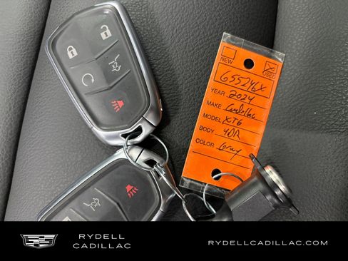 Certified 2024 Cadillac XT6 Luxury AWD/4WD image 22