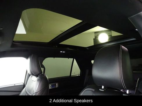 Used 2023 Ford Explorer ST w/ Equipment Group 401A image 11