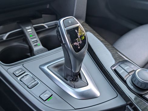 Used 2016 BMW 328i Sedan RWD image 29