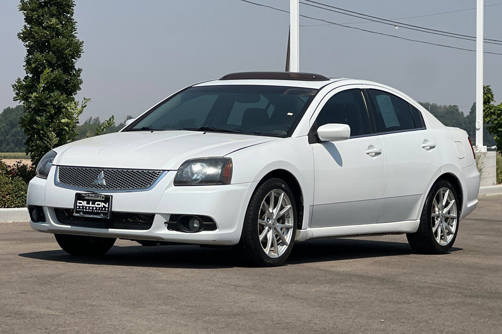 Used 2011 Mitsubishi Galant FWD image 11