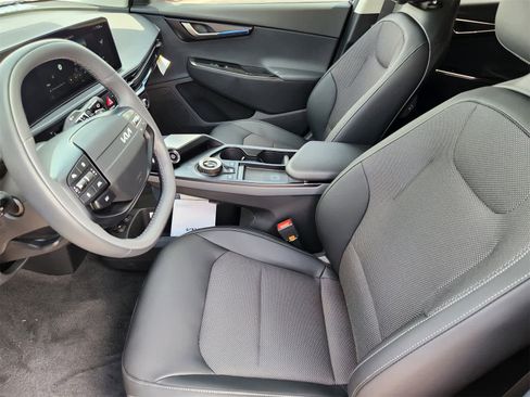 New 2025 Kia EV6 Light image 11