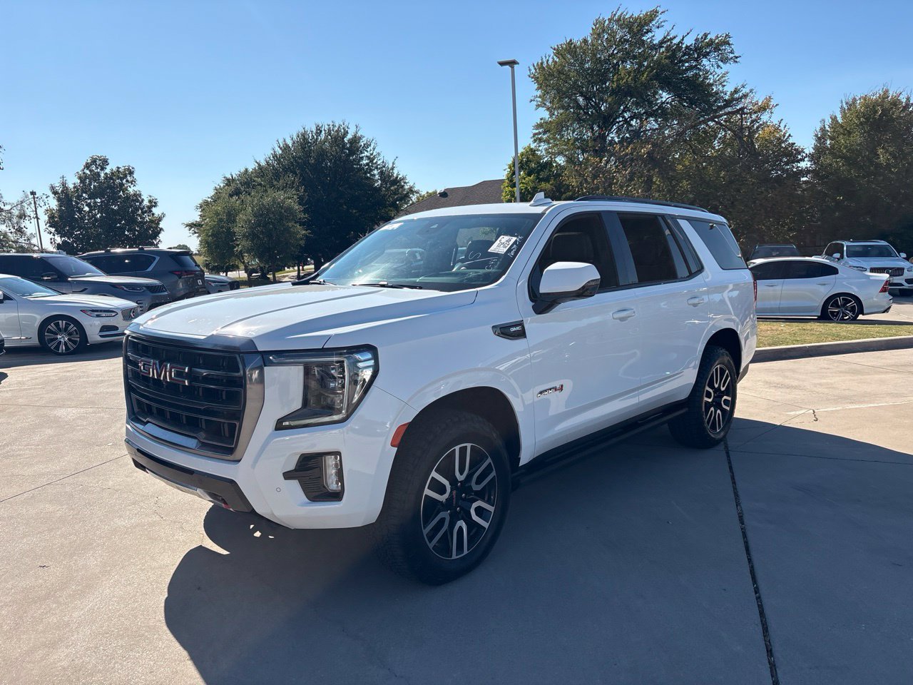 Used 2024 GMC Yukon AT4 w/ AT4 Premium Package AWD/4WD 360° Tour
