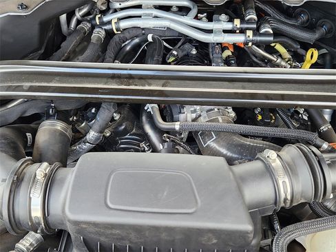 Used 2022 Ford Explorer ST w/ Equipment Group 401A image 17