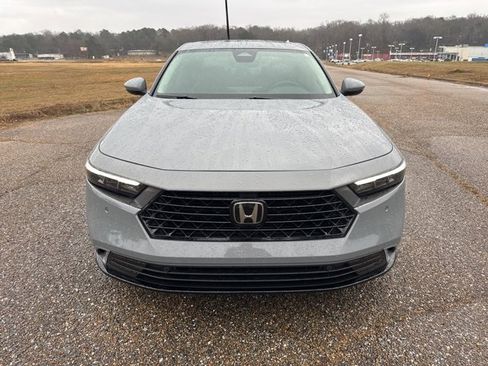 Used 2024 Honda Accord EX-L image 11