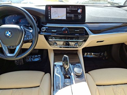 Used 2022 BMW 540i xDrive 540i xDrive w/ Convenience Package image 19