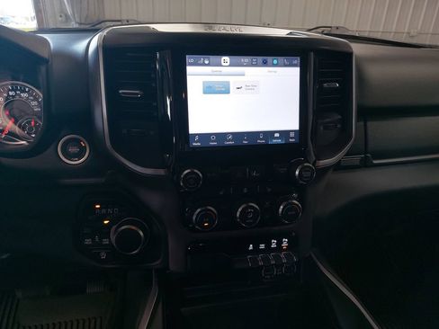 Used 2022 RAM 1500 Big Horn AWD/4WD image 19